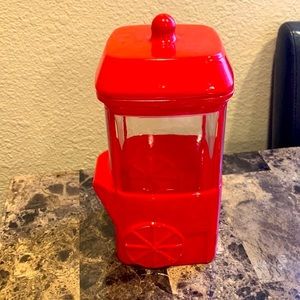 Wagon Style Glass Container